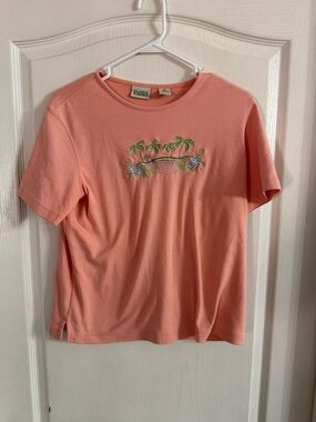 Classic Elements Women’s Pink Beach Embroidered Top Sz M. AP-122